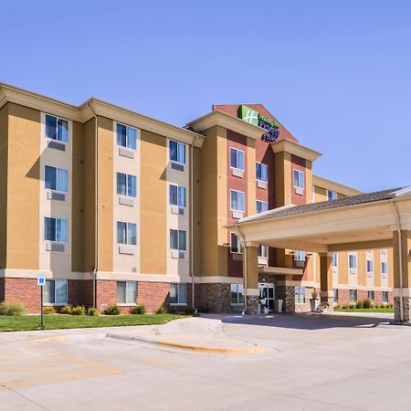 Holiday Inn Express Hotel & Suites York By Ihg Екстериор снимка