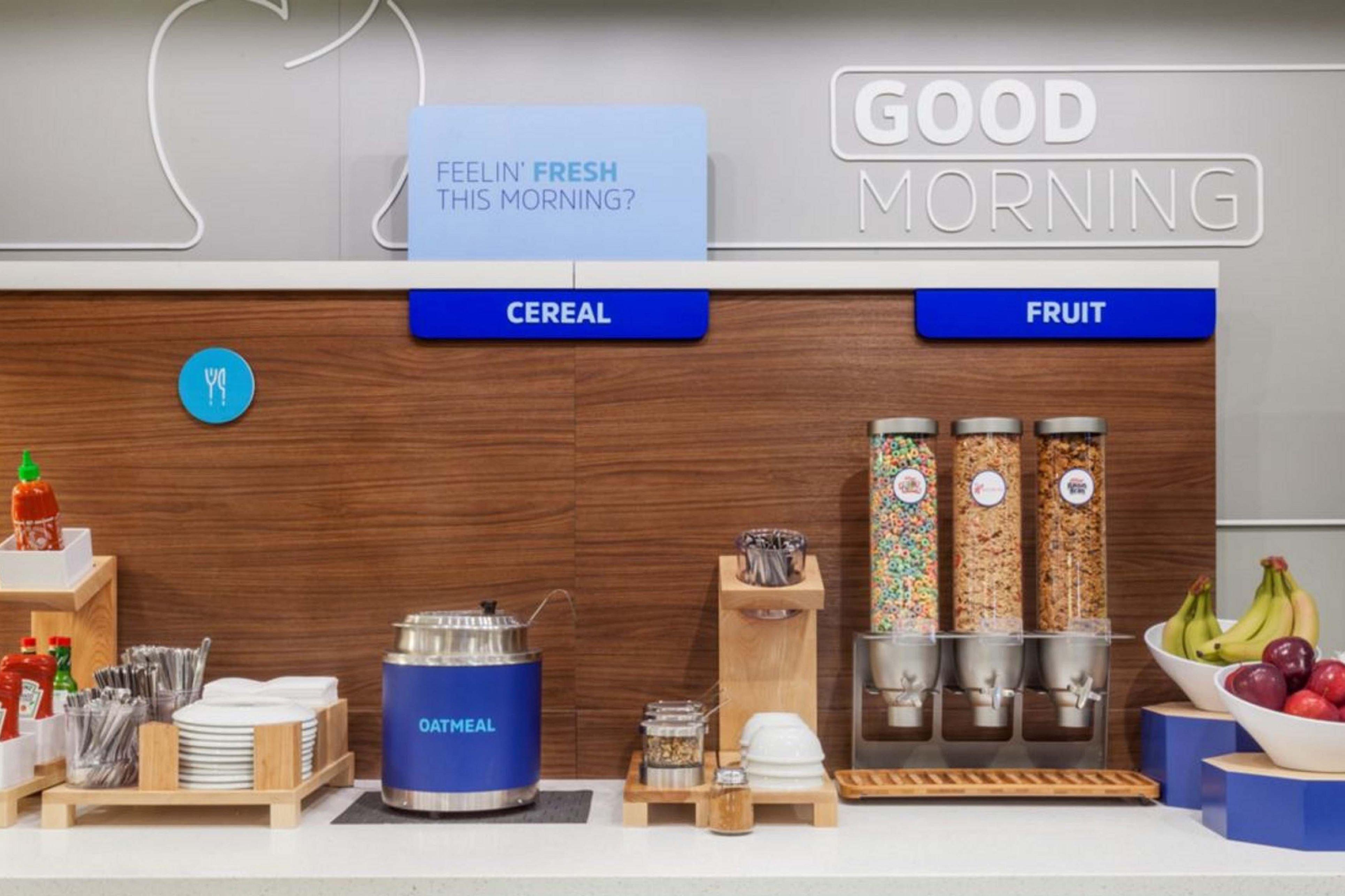 Holiday Inn Express Hotel & Suites York By Ihg Екстериор снимка