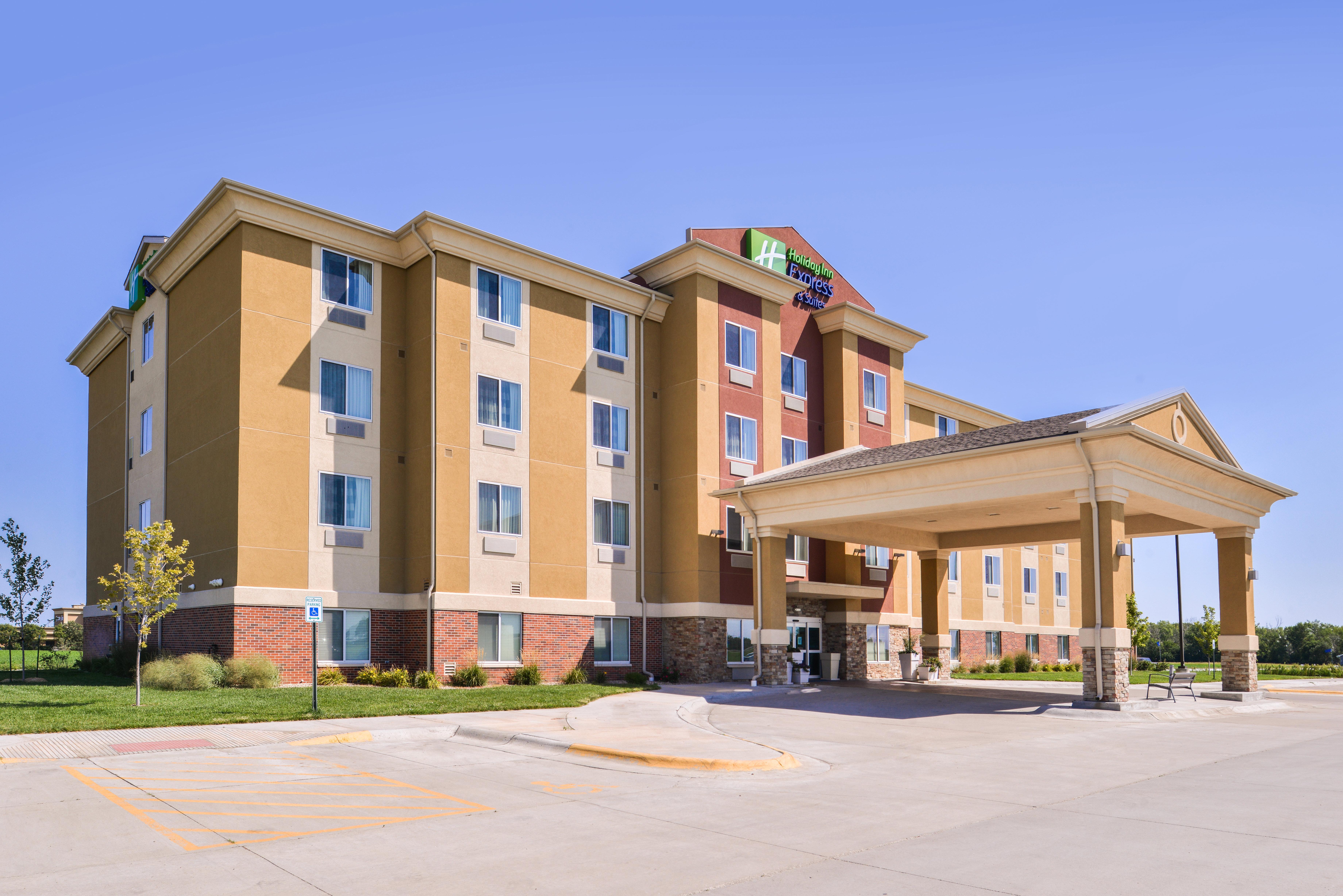 Holiday Inn Express Hotel & Suites York By Ihg Екстериор снимка