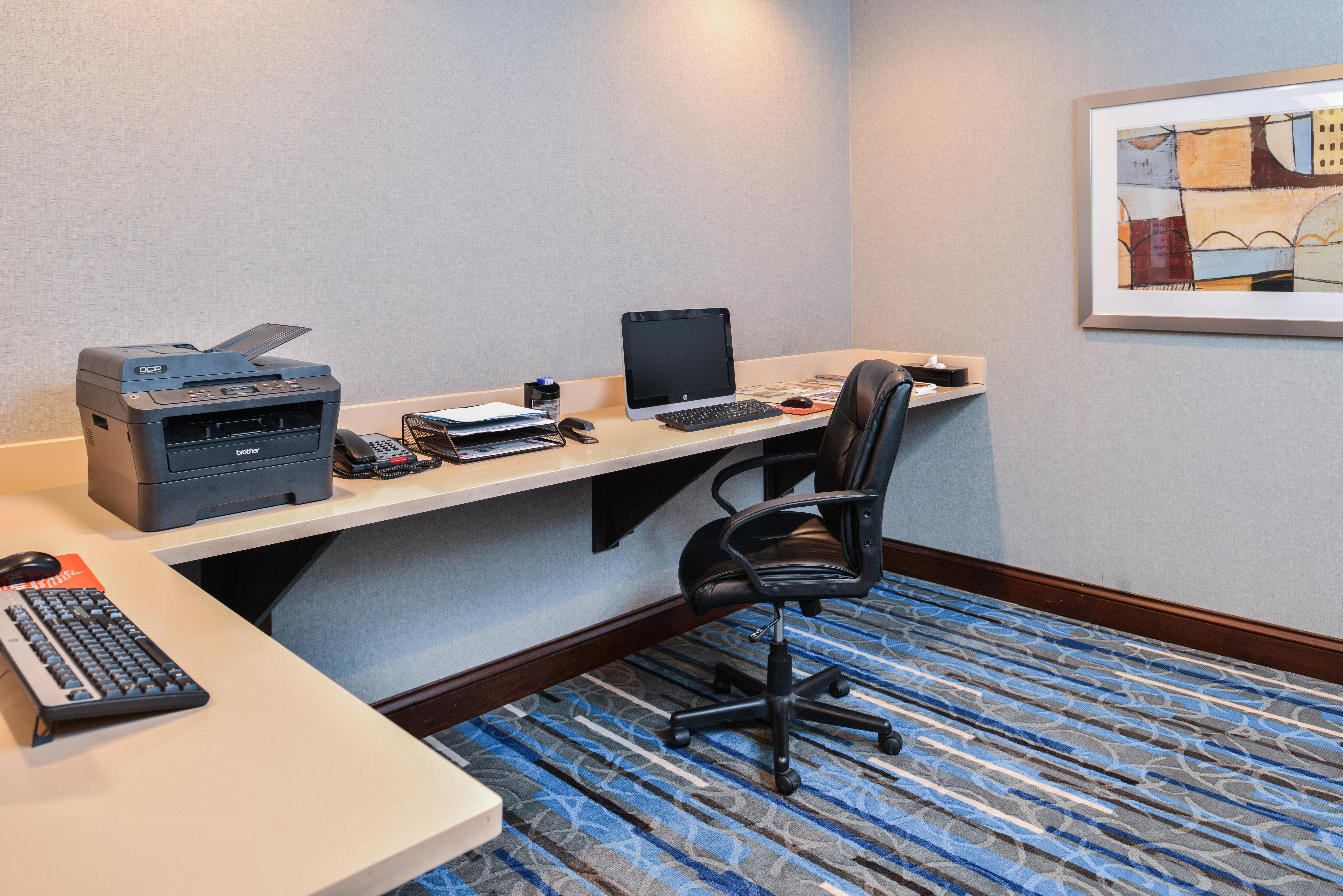 Holiday Inn Express Hotel & Suites York By Ihg Екстериор снимка